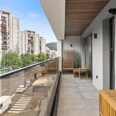 Urban Transylvanian Luxury Apartamento