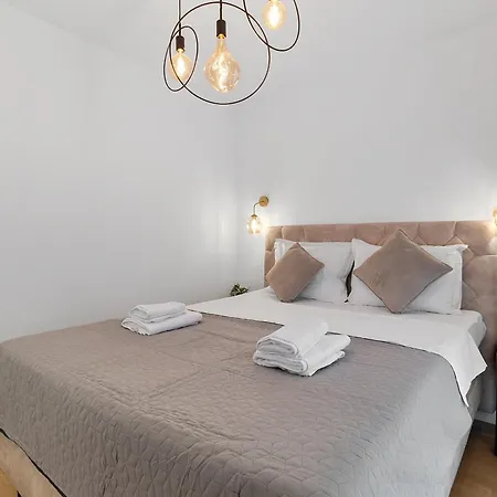 Urban Transylvanian Luxury *