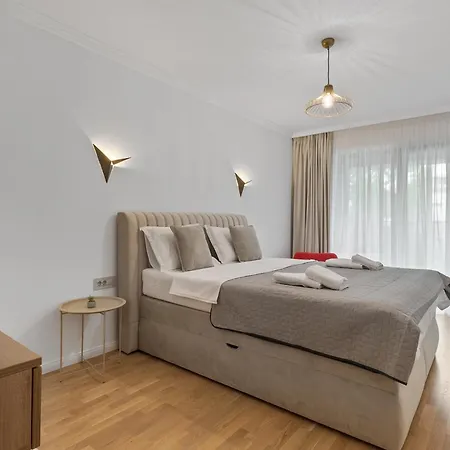 Urban Transylvanian Luxury 아파트 *