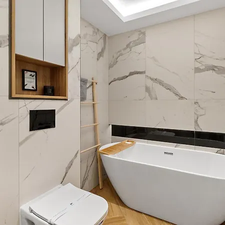 Urban Transylvanian Luxury Apartamento *